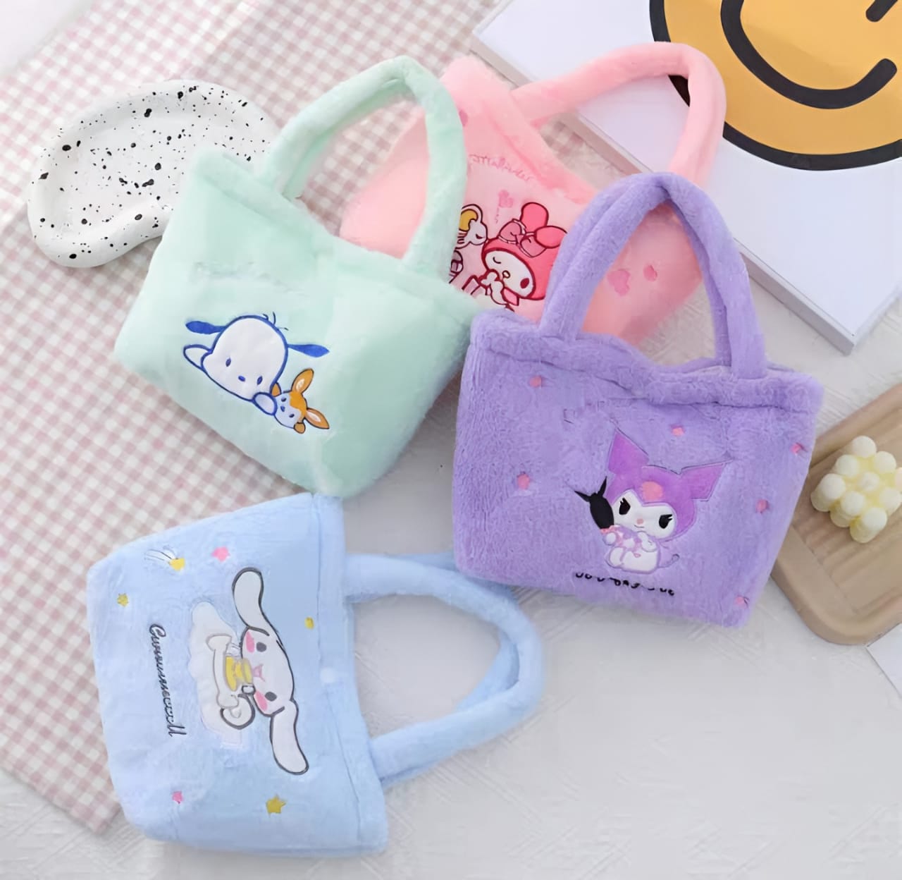 toko mainan online Tas Jinjing Bulu Lucu Karakter SANRIO